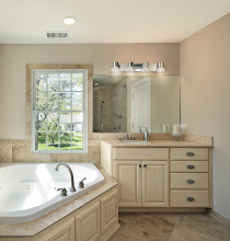 B2B Spec 204453A - 4 LT Integrated LED Bath/Vanity light w/ Chrome Finish & Clear Glass Shades