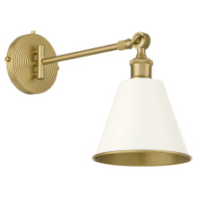 Quorum 5320-1-0880 - BAILEY 1 LIGHT WALL LAMP -STUDIO WHITE/AGED BRASS